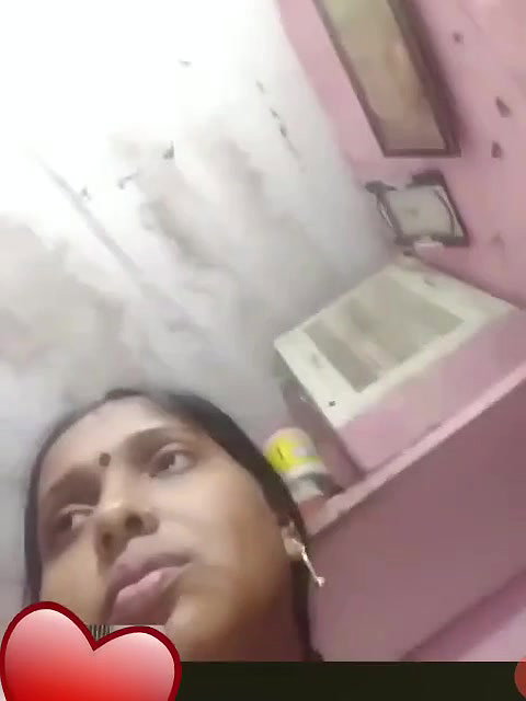 Indian Dehati wife naked pussy show