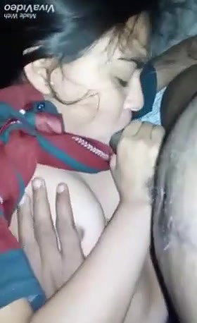 gaon ki ladki ne lund chusi