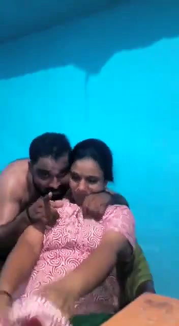 aunty ki boob chusi