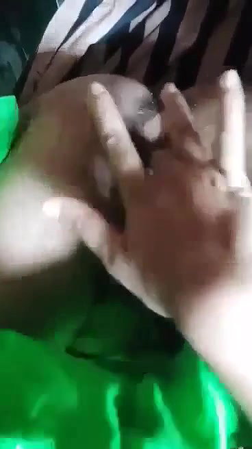 gaon ki ladki ne boob dabake chut ragdi