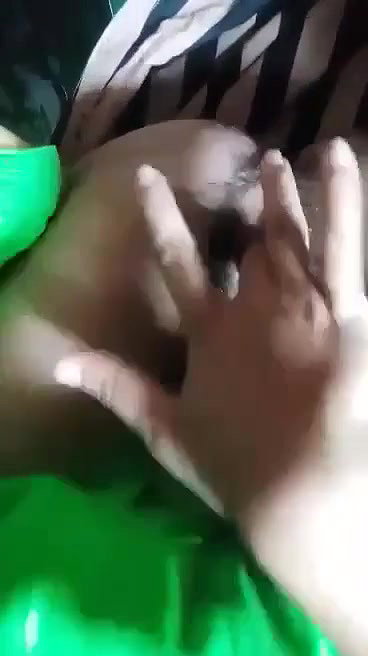 gaon ki ladki ne boob dabake chut ragdi