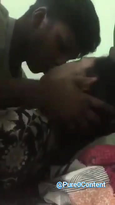 kissing ke bad boob chusi