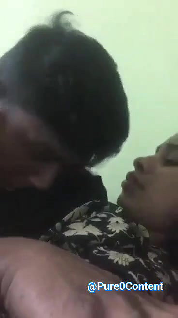 kissing ke bad boob chusi