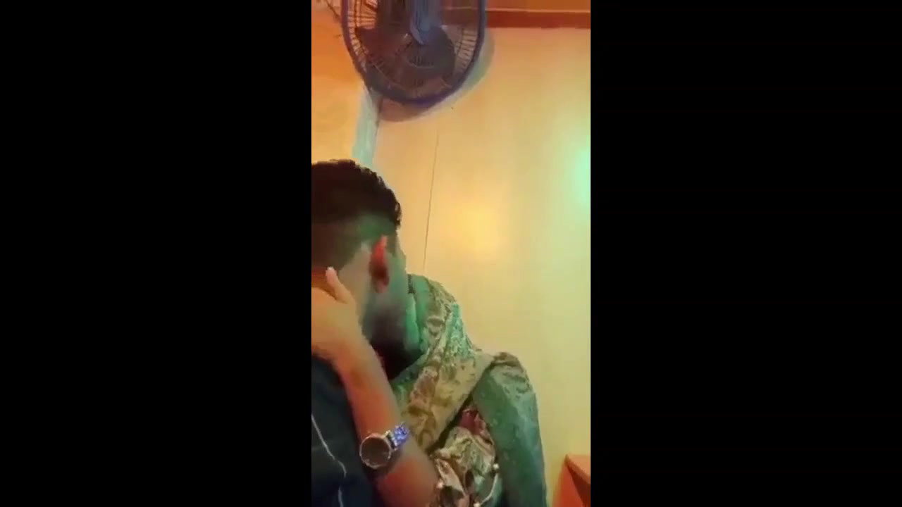 Bangladeshi nude girl boobs sucking by bf in hotel