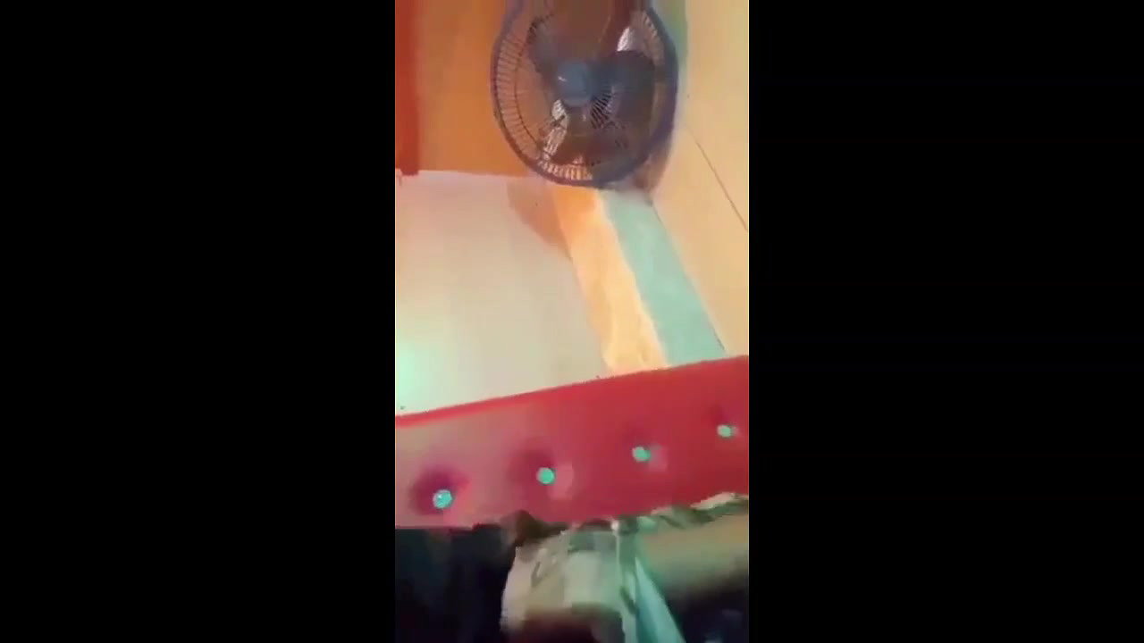 Bangladeshi nude girl boobs sucking by bf in hotel