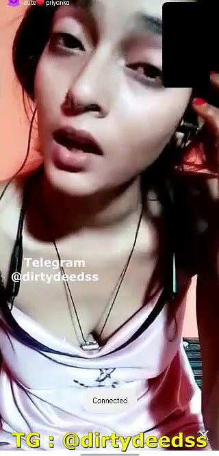 Tango girl showing 11