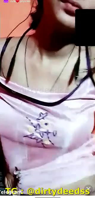 Tango girl showing 11