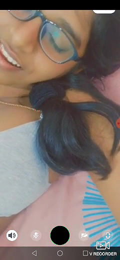 0 sexy tamil girl showing 2