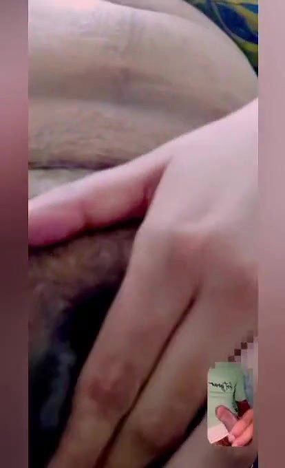 Desi horny girl pussy finngering