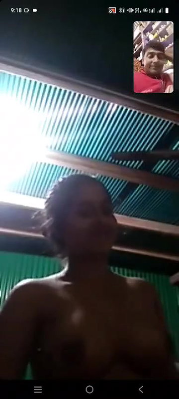 0 beautiful gf showing bathing 1
