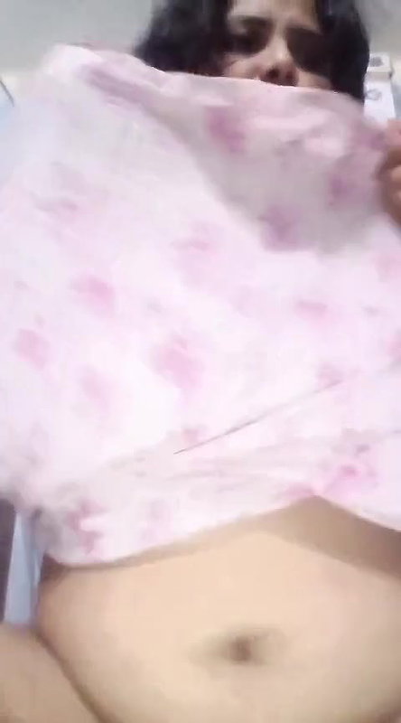 0 horny tanker milf mom showing masturbating 1