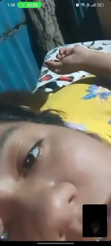 1 bengali sexy chubby gf showing her boobs and pussy 2