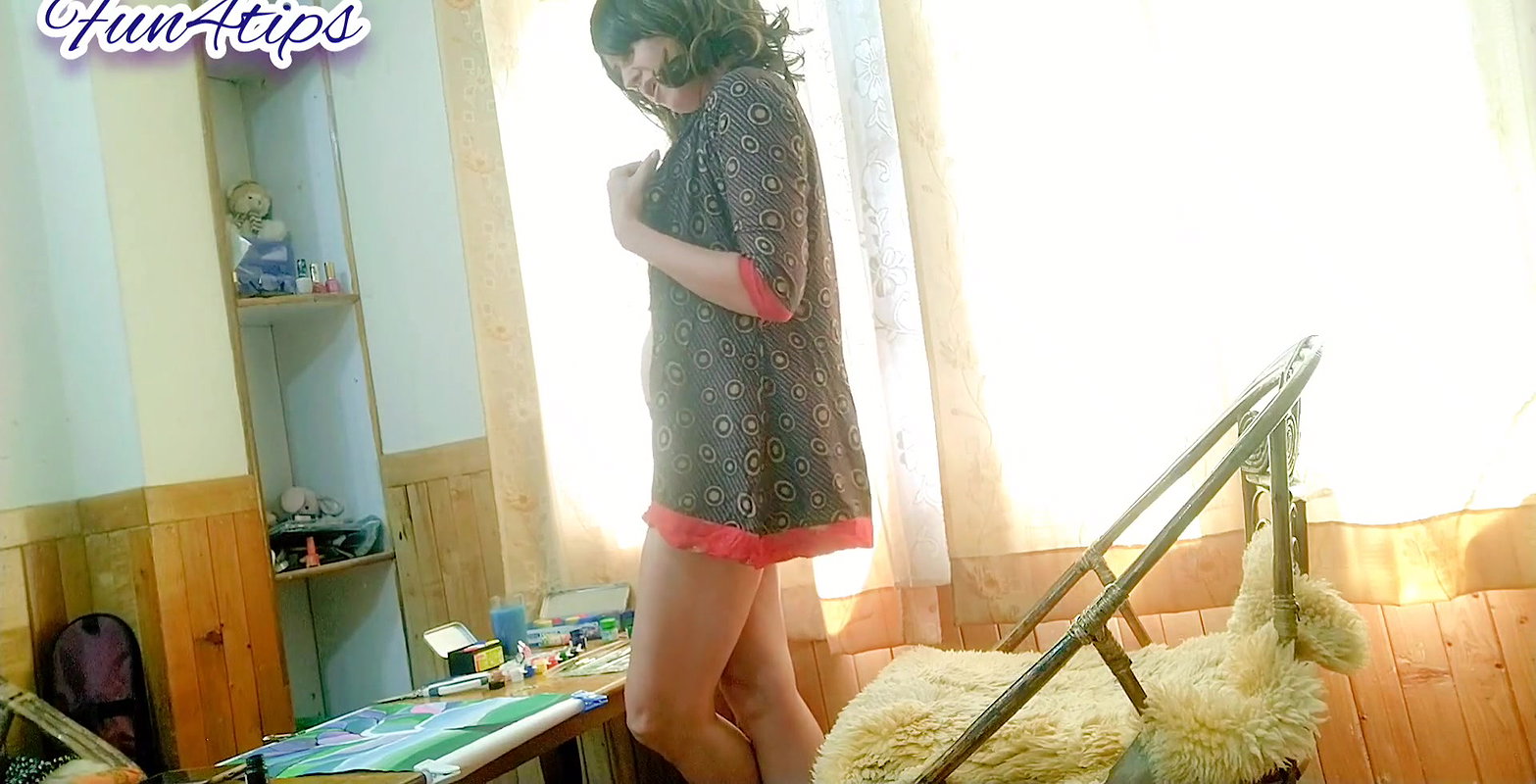 Beautiful Web Cam Session Goal Achieved Tearing Cloths!