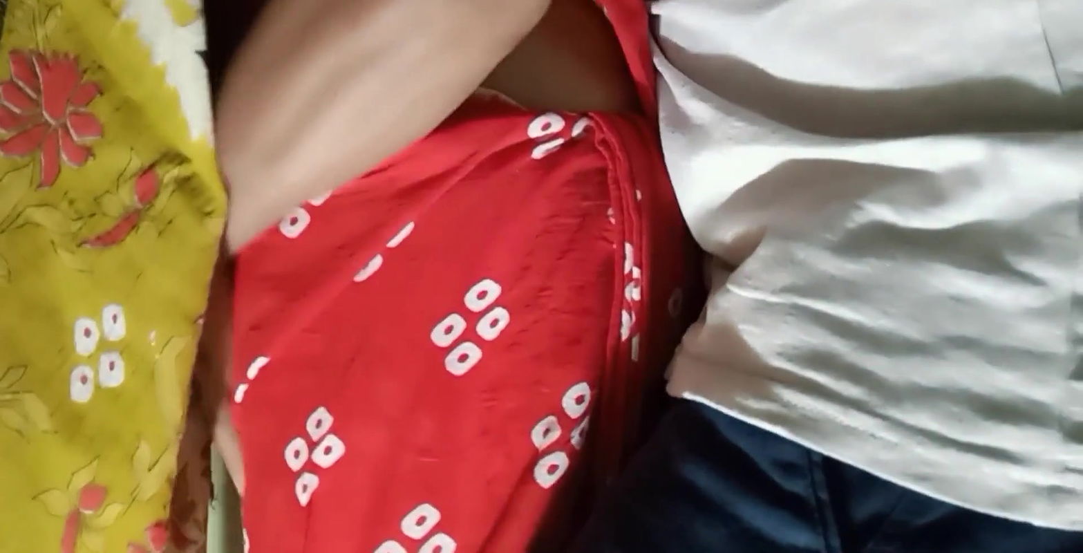 Bhabi quick fucked in Holi festival