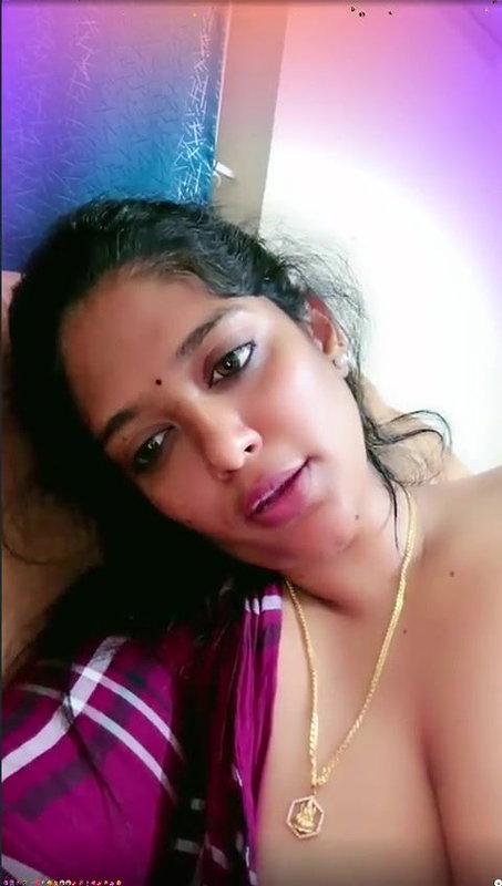 Desi Telugu girl Anu nipple show  taking