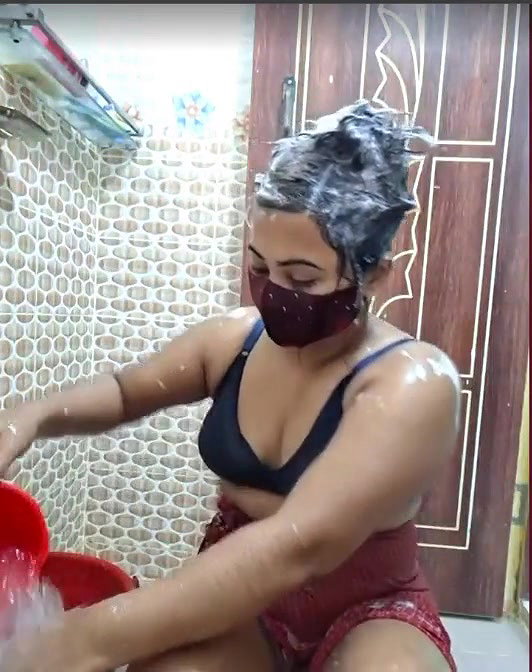 Hot girl bathing and show Boobs