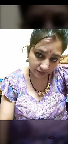 Nisha flirting and Fingering in stripchat