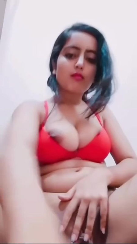 Desi Indian Busty Horny Teacher Big Boobs  Big Ass Show Full Nude Sexy Bathing