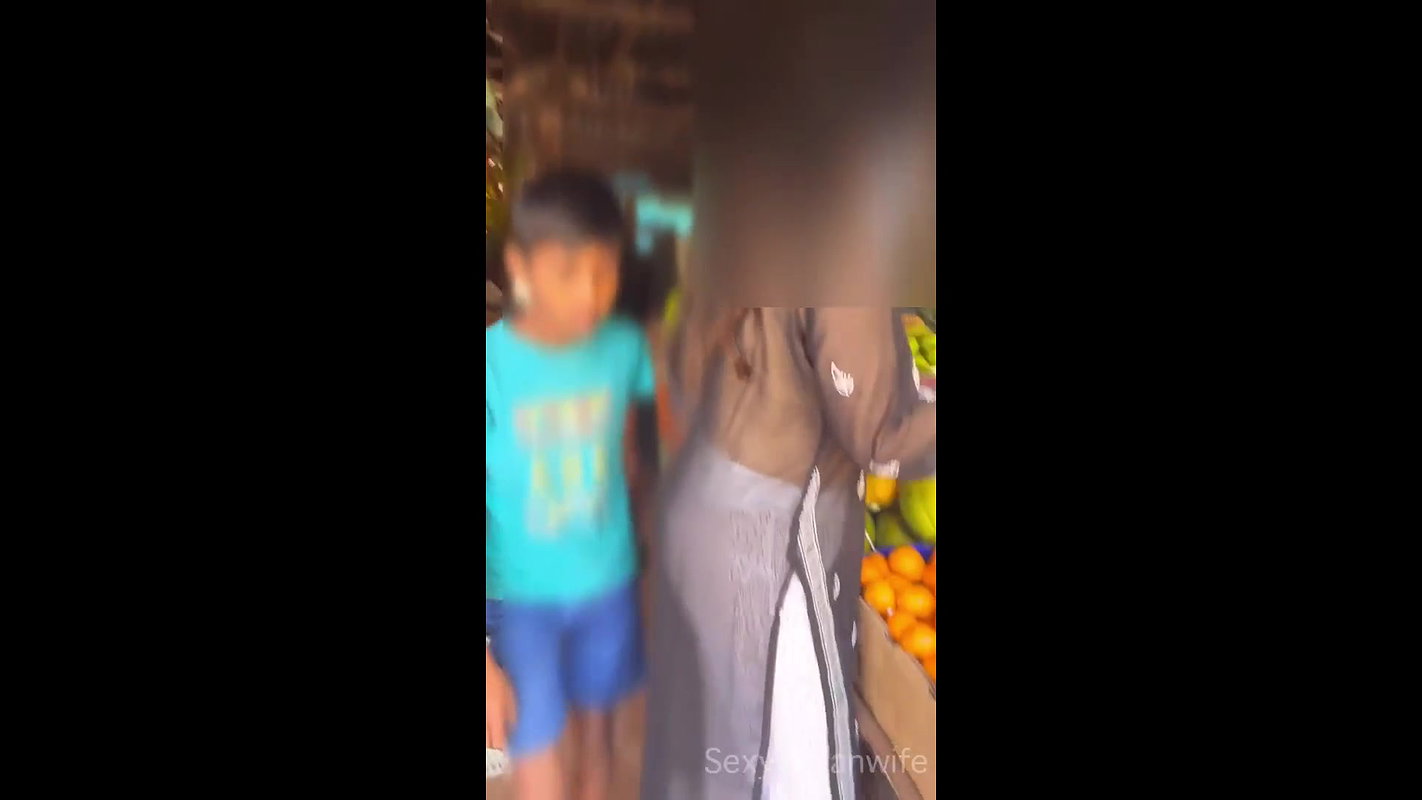 SexyIndianWife Dare In Crowded   Veg Market Hotel Room Desi Video