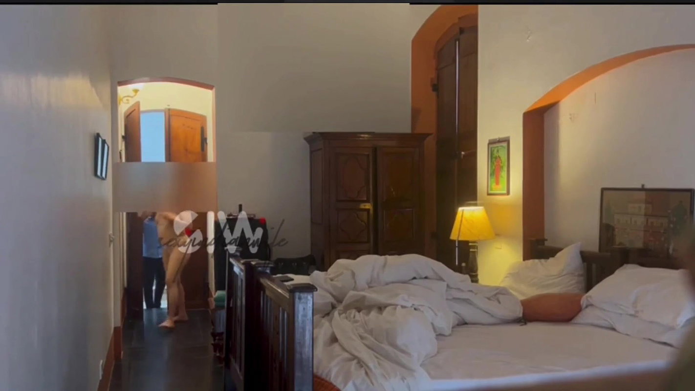 SexyIndianWife Dare In Crowded   Veg Market Hotel Room Desi Video