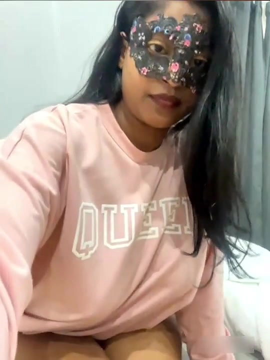 Indian babe Big Tits Big Ass