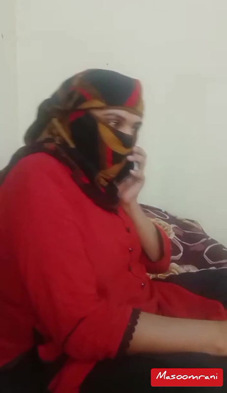 Boy friend ne chodny ka mana kar diya to aunty khud hi cucumber se masterbation karny lagi