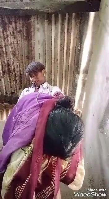 Dehati Adivasi Bhabhi fucked doggy style outdoors