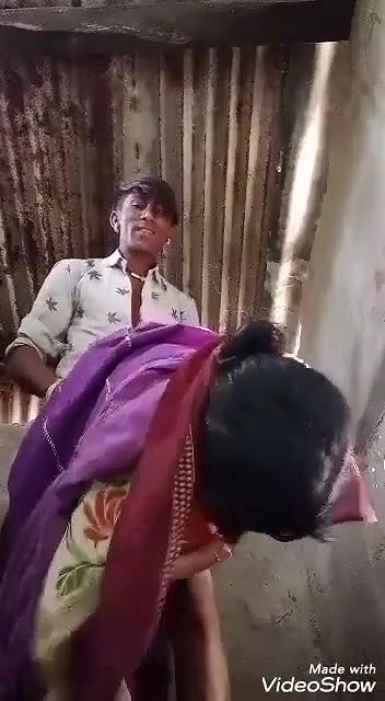 Dehati Adivasi Bhabhi fucked doggy style outdoors
