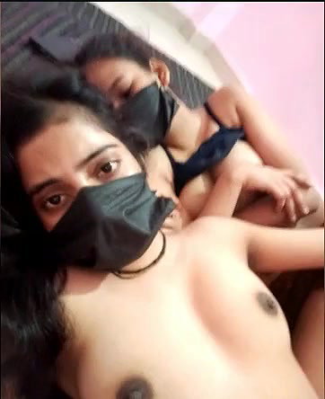 Two girl showing her boobs in live
