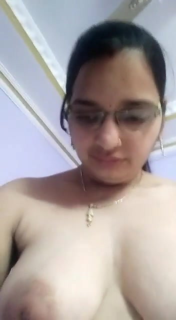 beautiful mature Indian wife