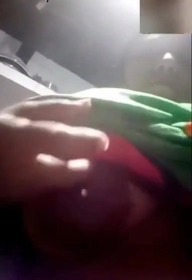 mature Bhabhi boobs show