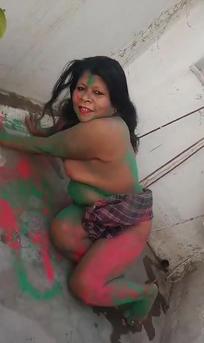Randi Bhabhi Holi special video