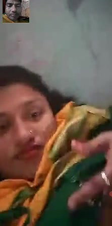 Bangladeshi Bhabhi showing boobs