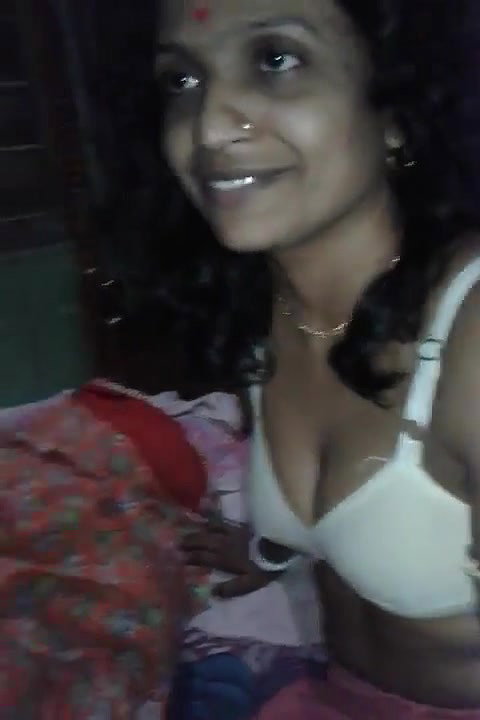 Desi Bhabi sex with hubby