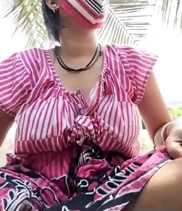 cute Indian Bhabi showing pussy