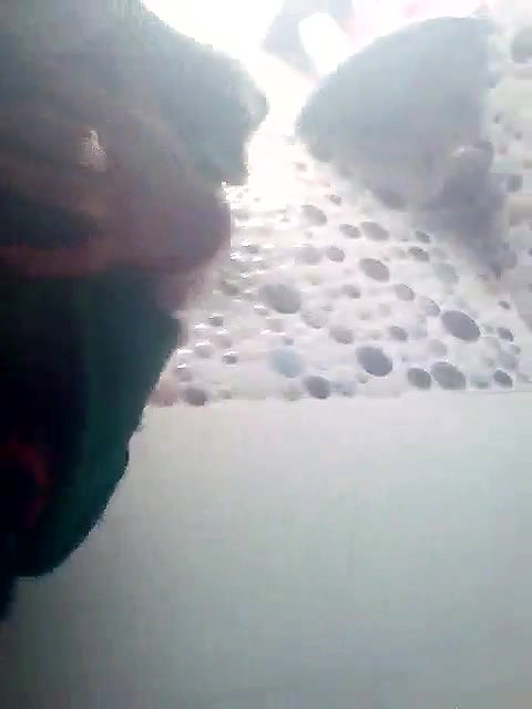 Bangladeshi horny wife fungering pussy