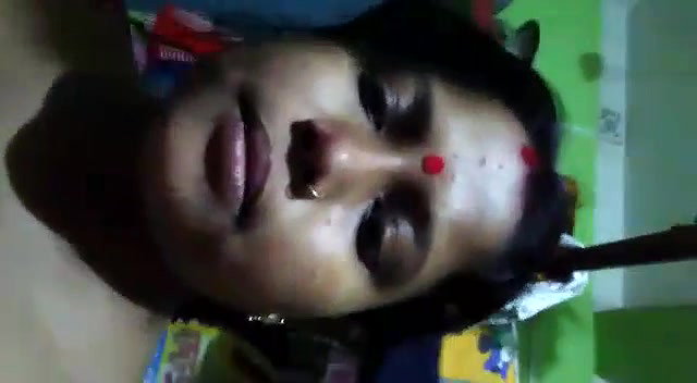 Bengali wife showing boobs