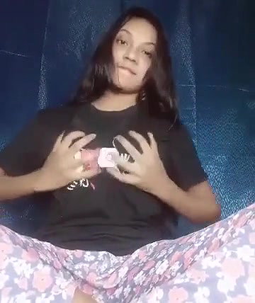 Mumbai Ki Sexy Laundiya Ne Nangi Hoke Banaya Apna video