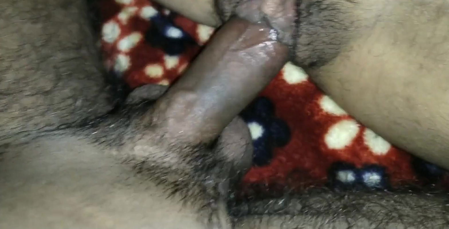 Desi bhabhi First Time Chudai Meena Bhabhi ki Devar Ne Choda