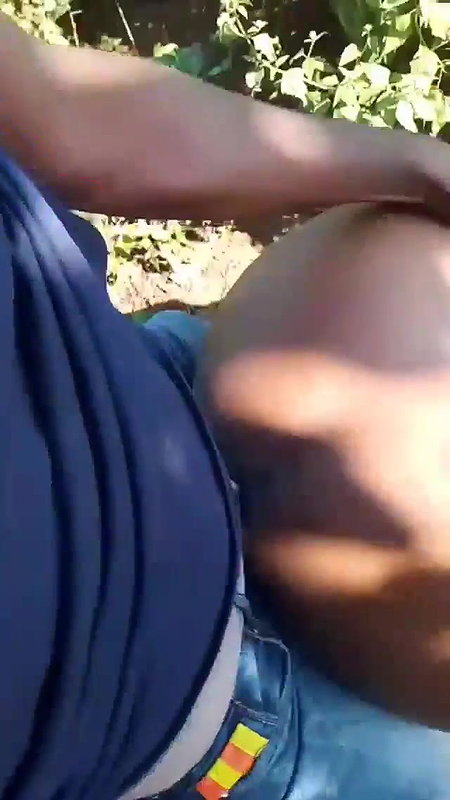 Hijabi Babe Giving BJ And Fucking Outdoor