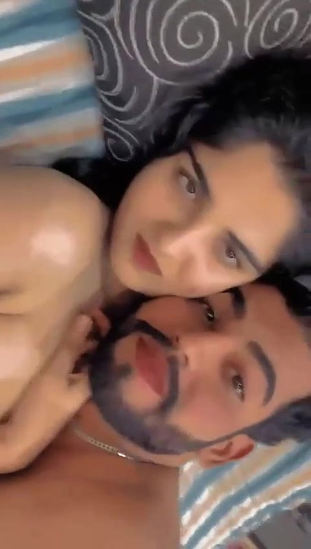 Beautiful Girl mms sucking dick and romance with bf