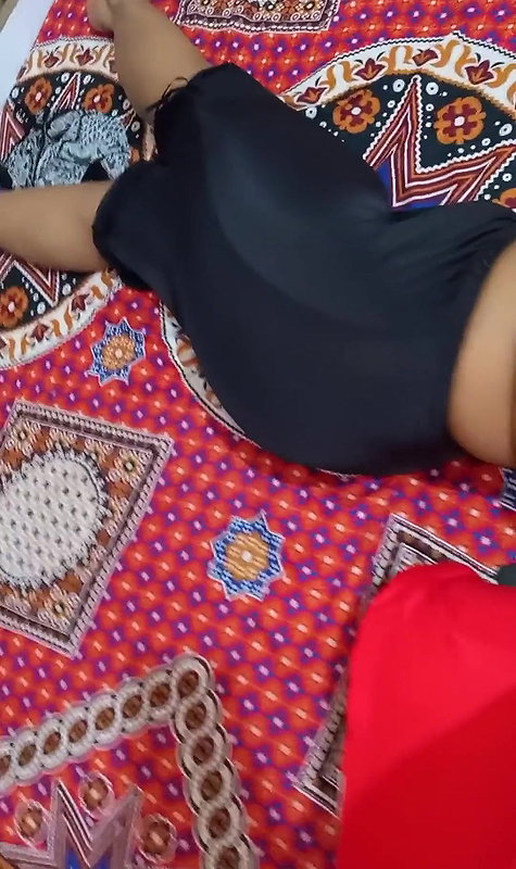 Desi in sexy mood