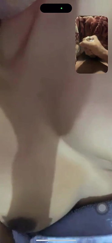 Nepali girl Showing boobs in video call and bf jerking his dick