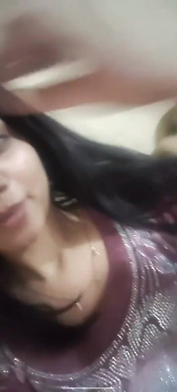 Horny Sexy Indian Girl Showing in VC