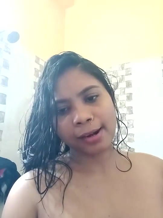 RedQQueen bathing