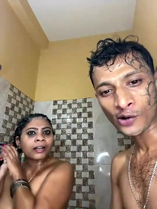 RedQQueen bath fuck
