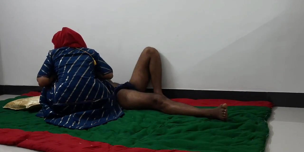 desi ladki ki chudai ki roommate ne desi girl fucked by roommate