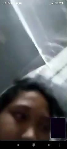 gf ne vc mein apni asset dikhayi