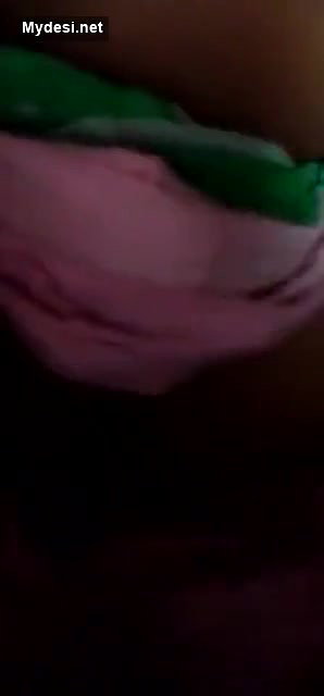 Cutee Bhabhi_ SHowing _as _promissed_ to_ devr