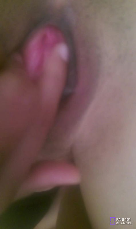 Desi teen shows pussy after sex with bf